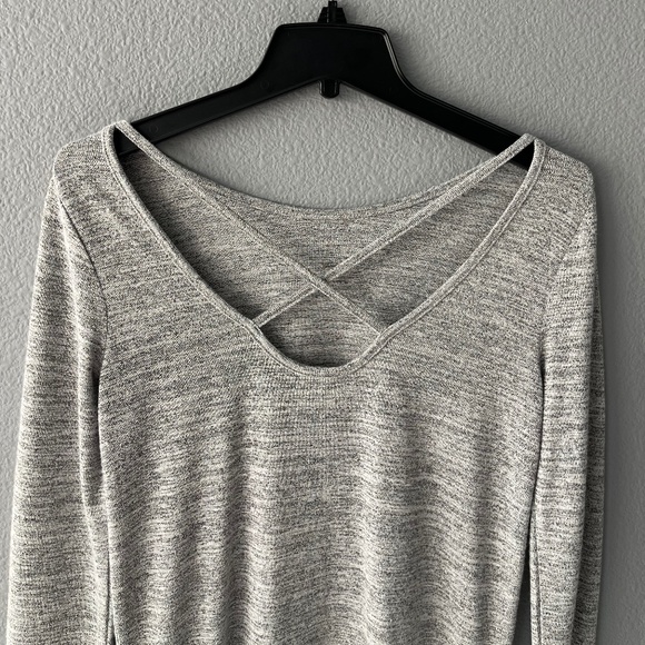 Open Back Grey Sweater - Picture 5 of 10